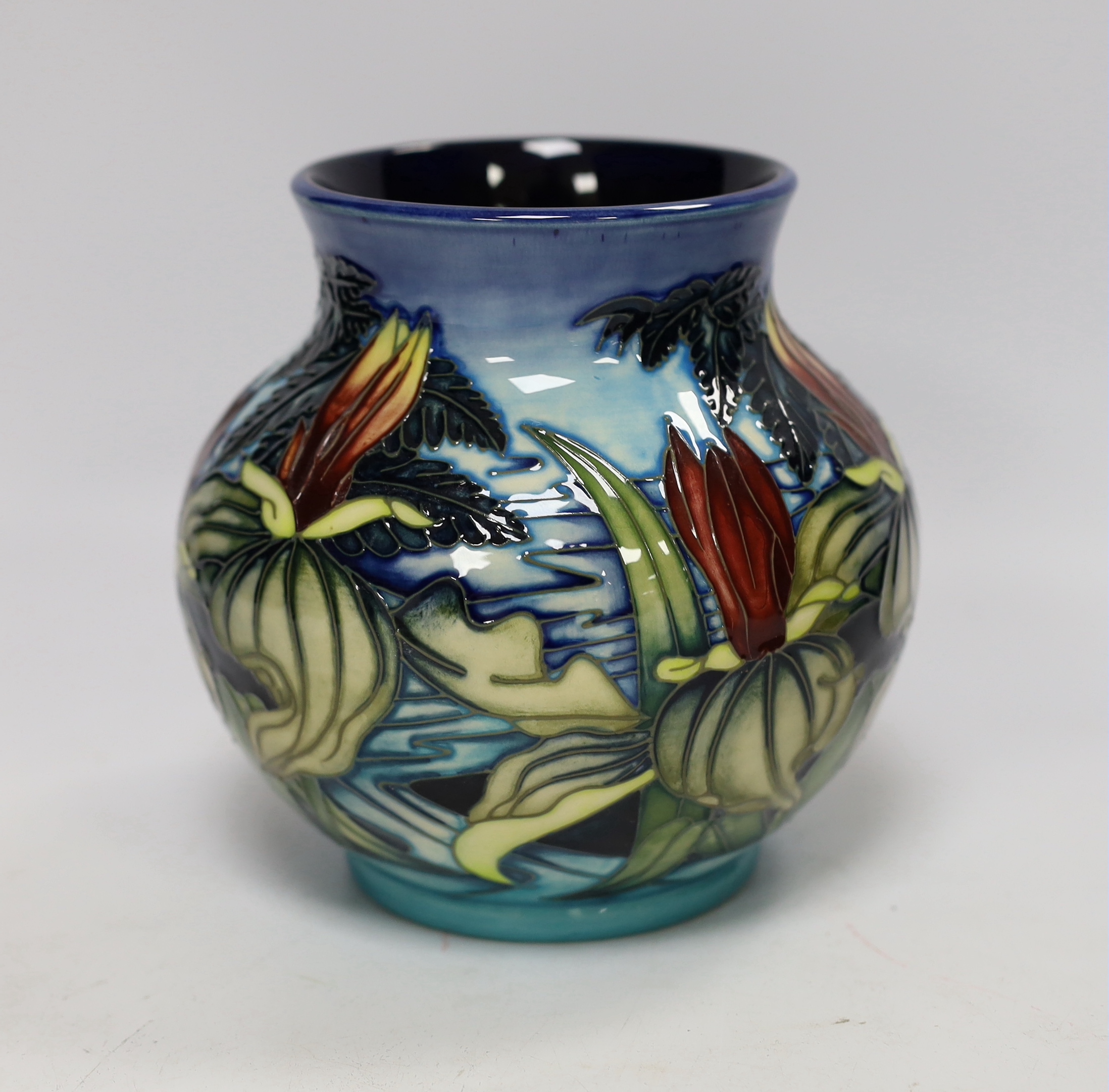 A boxed Moorcroft Sweet Betsy vase, dated 2000, 15cm